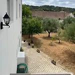 Refugio De *